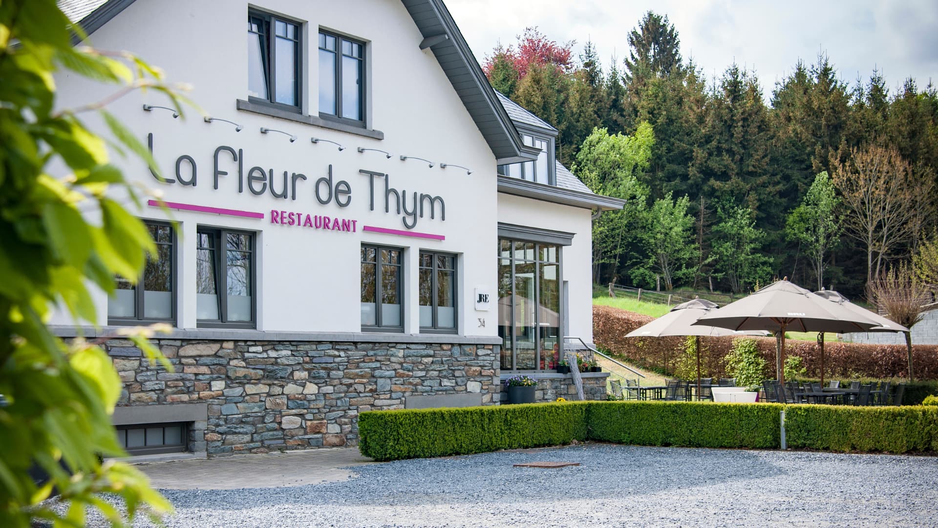 Restaurant gastronomique avec terrasse dans les Ardennes en Belgique